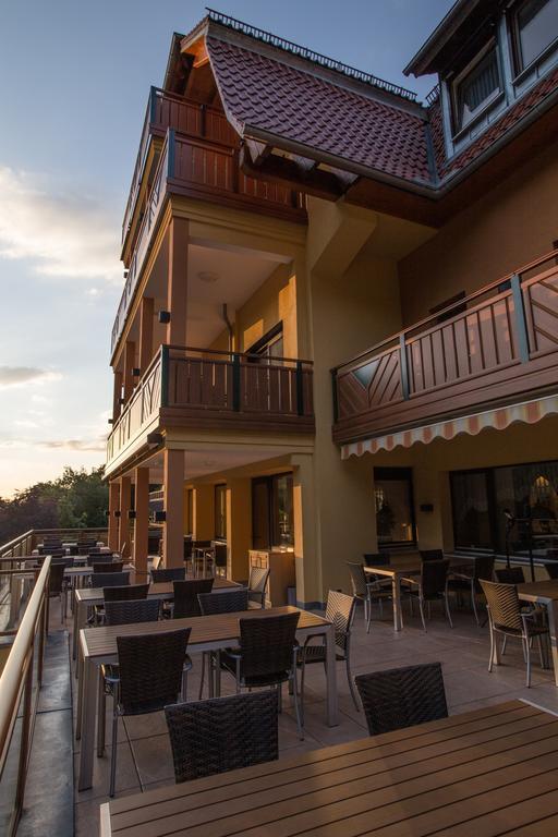 Wald-Hotel Heppe Dammbach Экстерьер фото