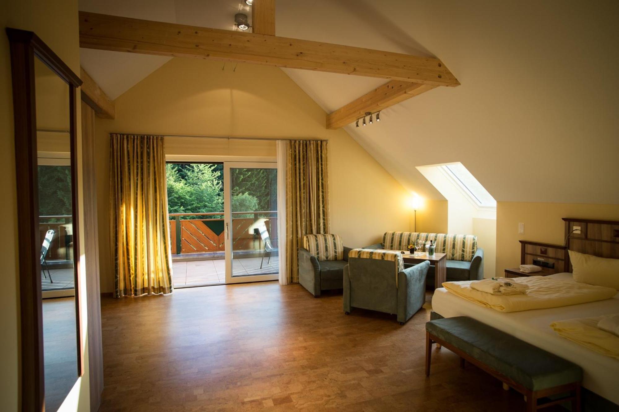 Wald-Hotel Heppe Dammbach Номер фото