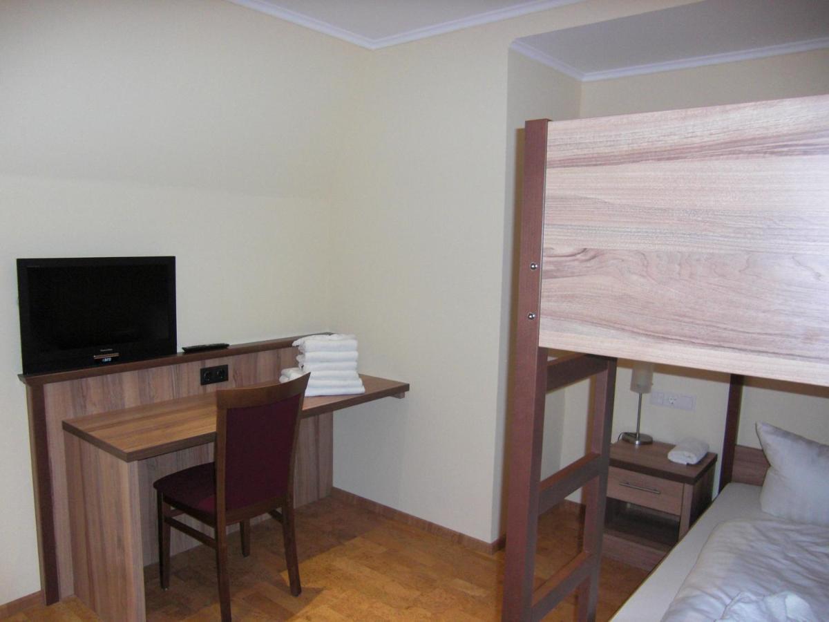 Wald-Hotel Heppe Dammbach Номер фото